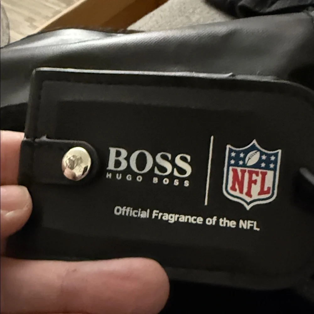 Hugo Boss sturdy nylon duffel duffle bag with shoulder strap and NFL luggage CP1